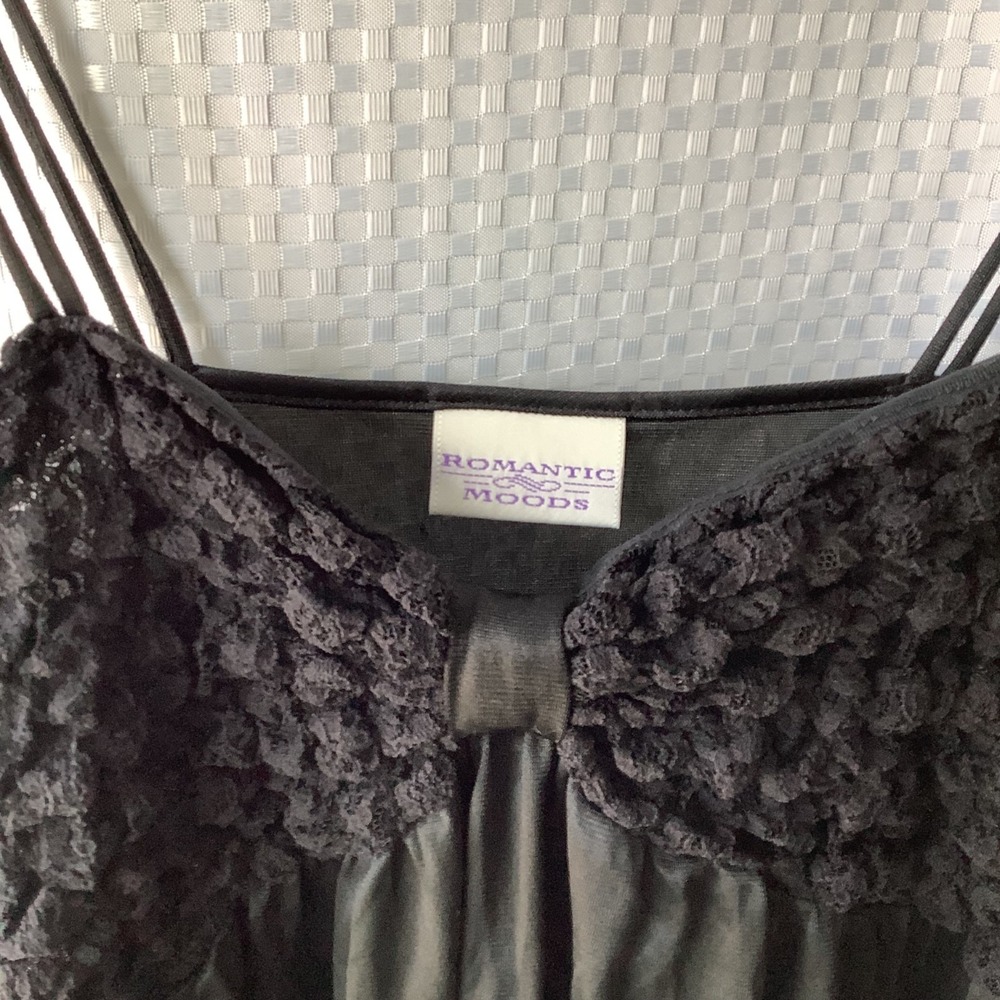 Romantic Moods Long Black Lace Babydoll Nightgown Black Sheer Large - Picture 3 of 10